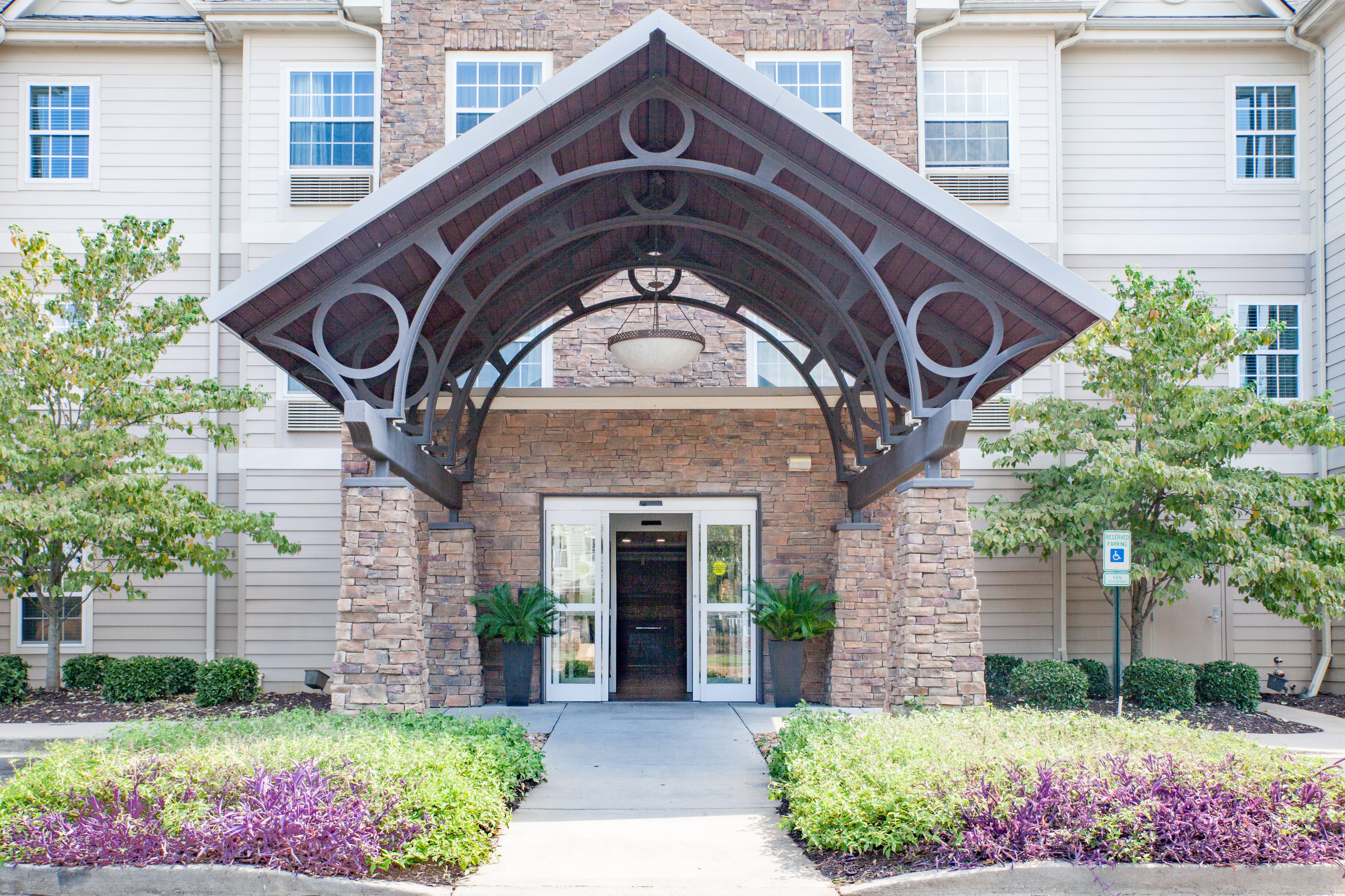 Hilton Greenville Exterior foto