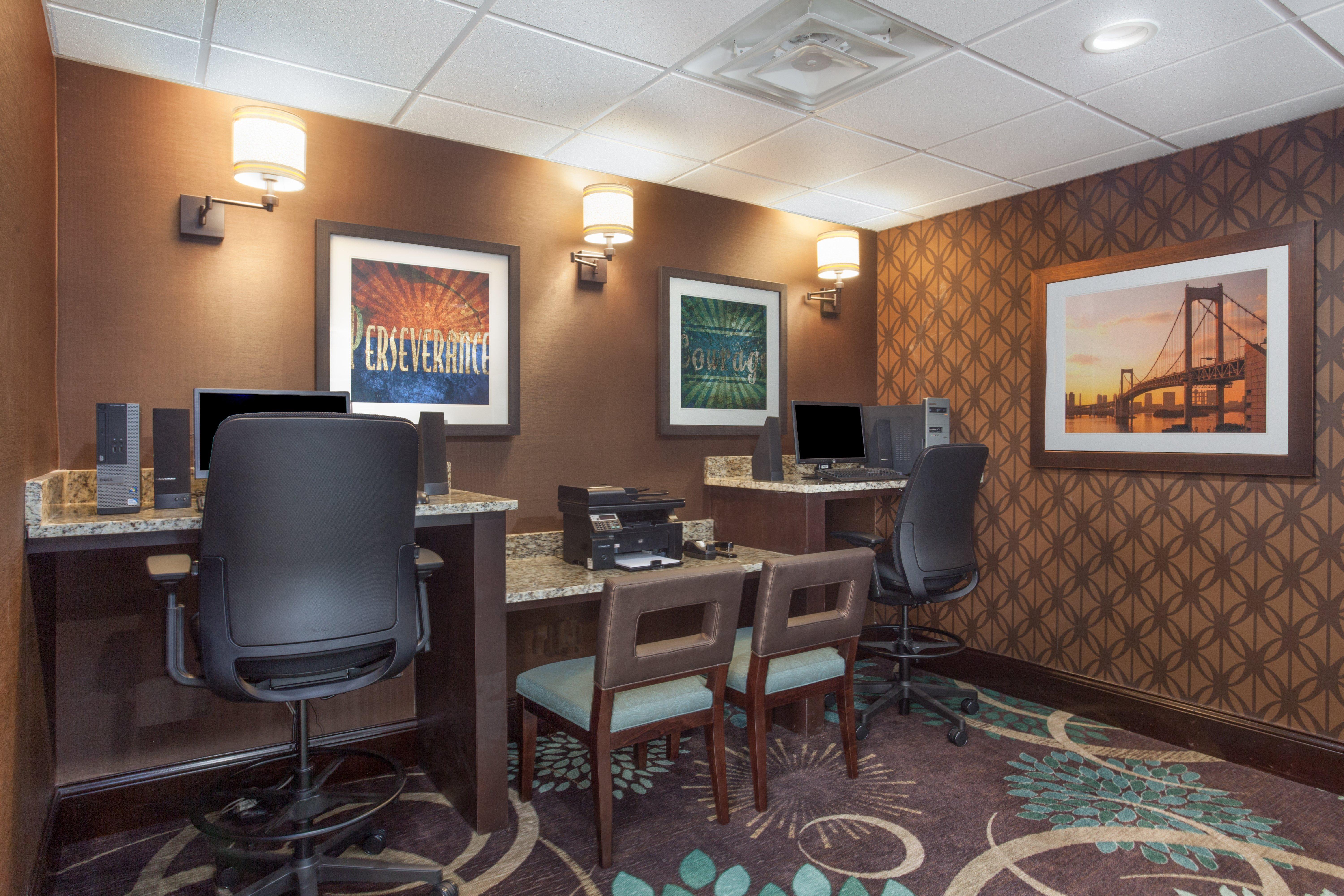 Hilton Greenville Exterior foto